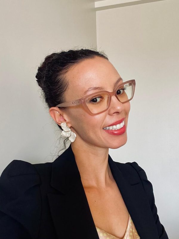 Dra. Camila Rodrigues da Cunha Santos Nutricionista